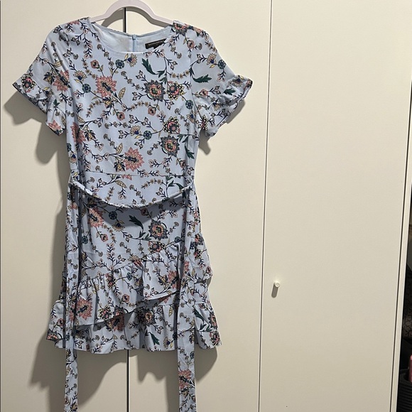 Banana Republic Dresses & Skirts - Banana Republic Floral Baby Blue Dress